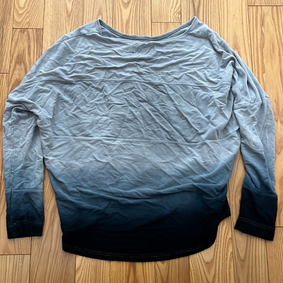 Ombré Long Sleeve Shirt - Picture 5 of 5